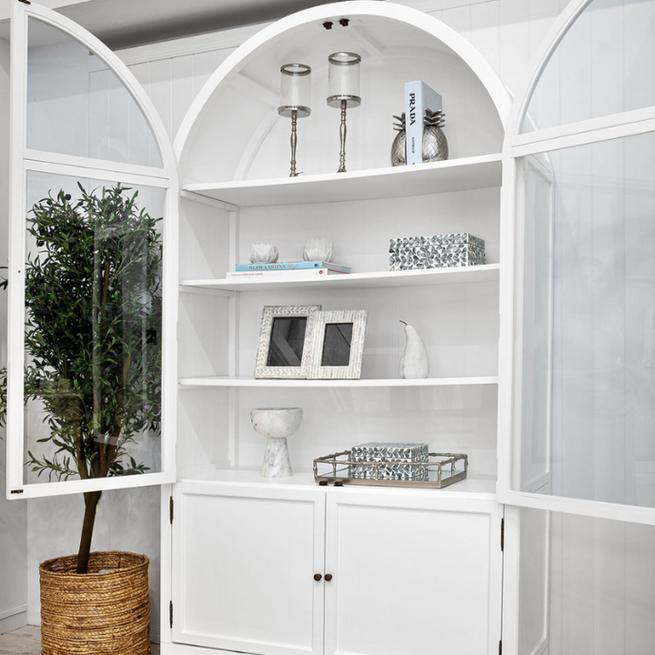 Hamptons arch glass cabinet white