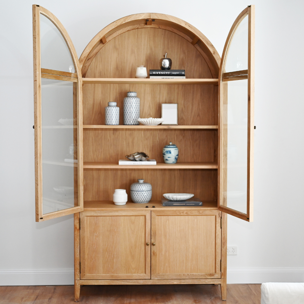 Hamptons arch glass cabinet oak