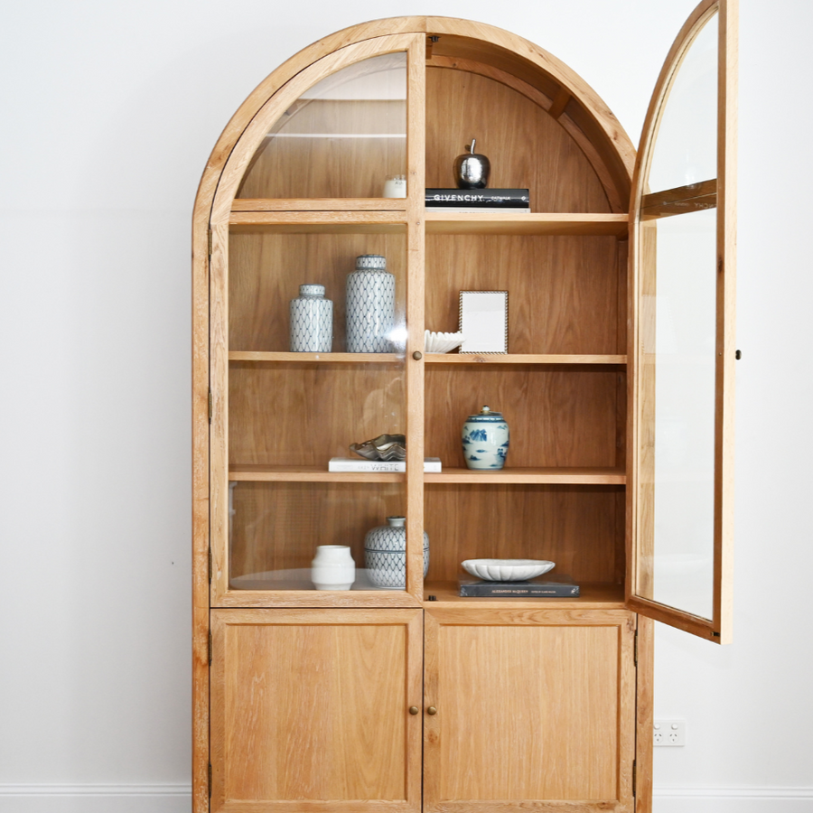 Hamptons arch glass cabinet oak