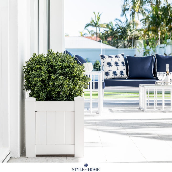 Hamptons Outdoor Square Pvc Planter Box - White