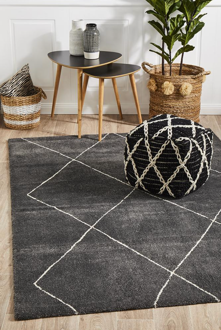 Broadway Diamond Charcoal Rug