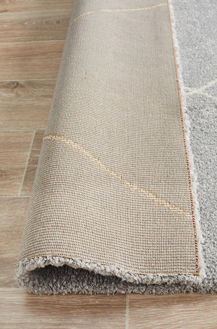 Broadway Diamond Silver Rug