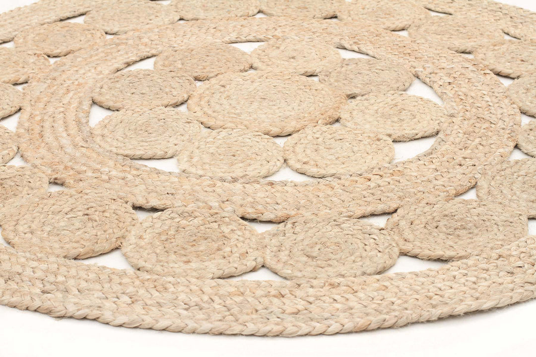 Natural Daisy Jute Round Rug