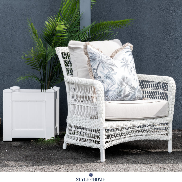 Hamptons Outdoor Square Pvc Planter Box - White