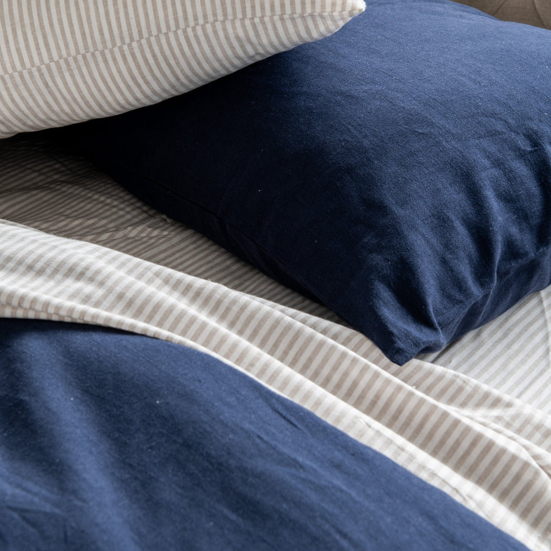 Threads Linen/cotton Quilt Cover Set - Navy