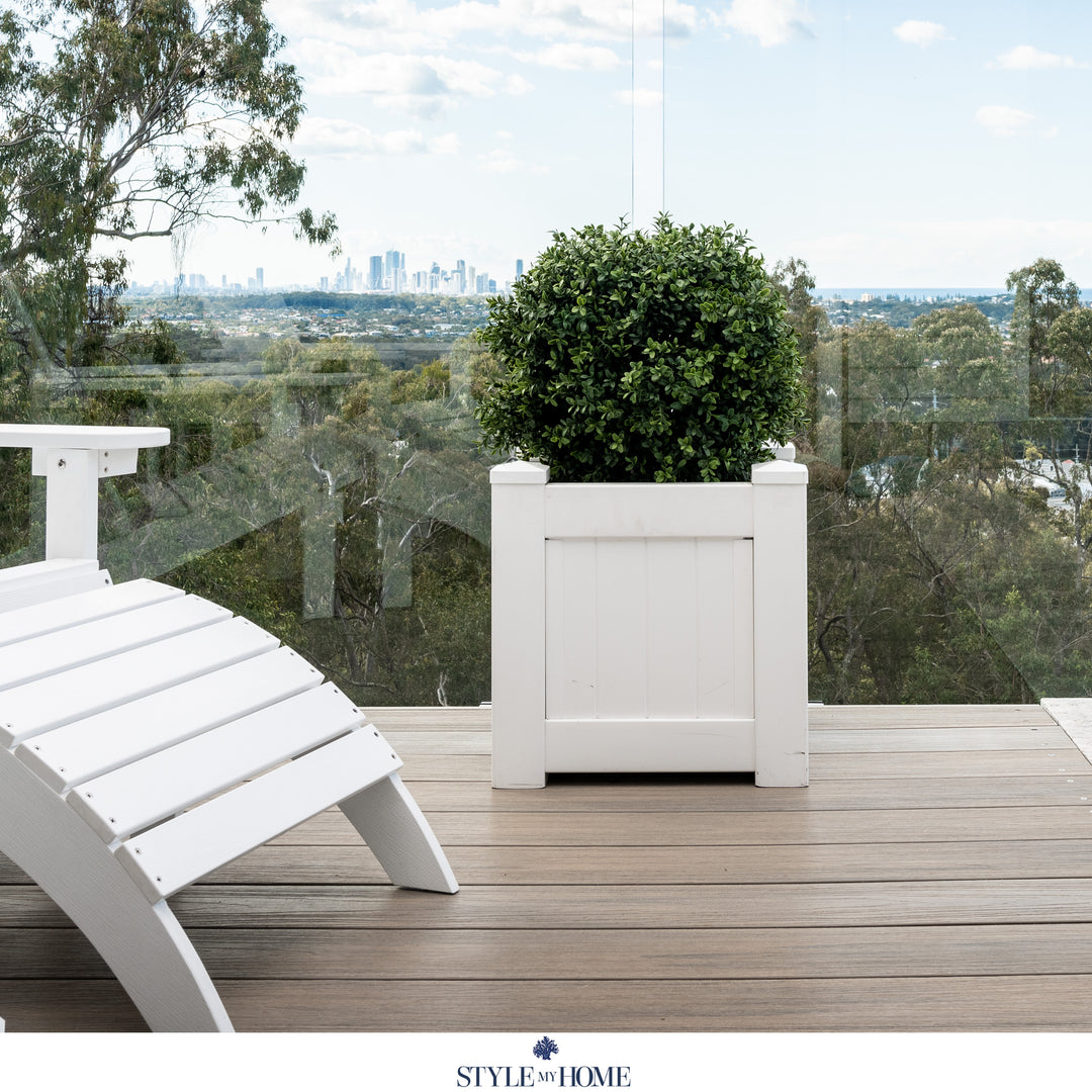 Hamptons Outdoor Square Pvc Planter Box - White