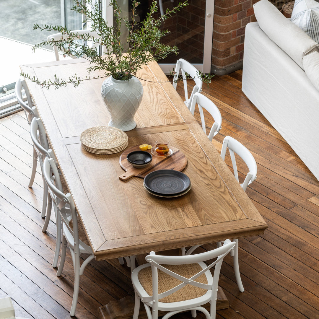 hamptons dining table