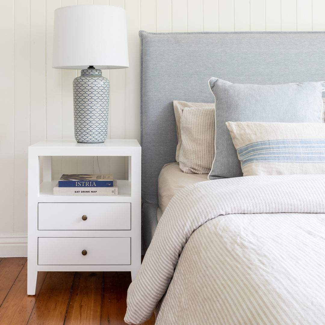 Hamptons bedside