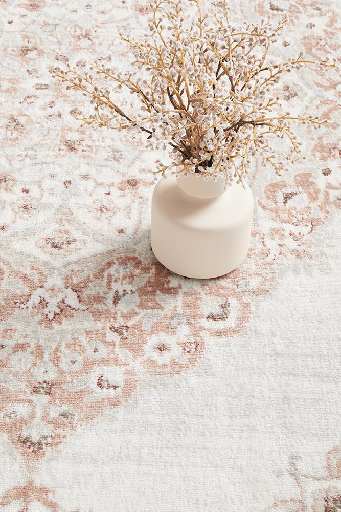 Manhattan Transitional Rug Peach