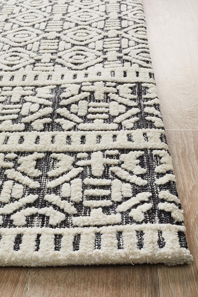 Adonis Ivory Black Rug