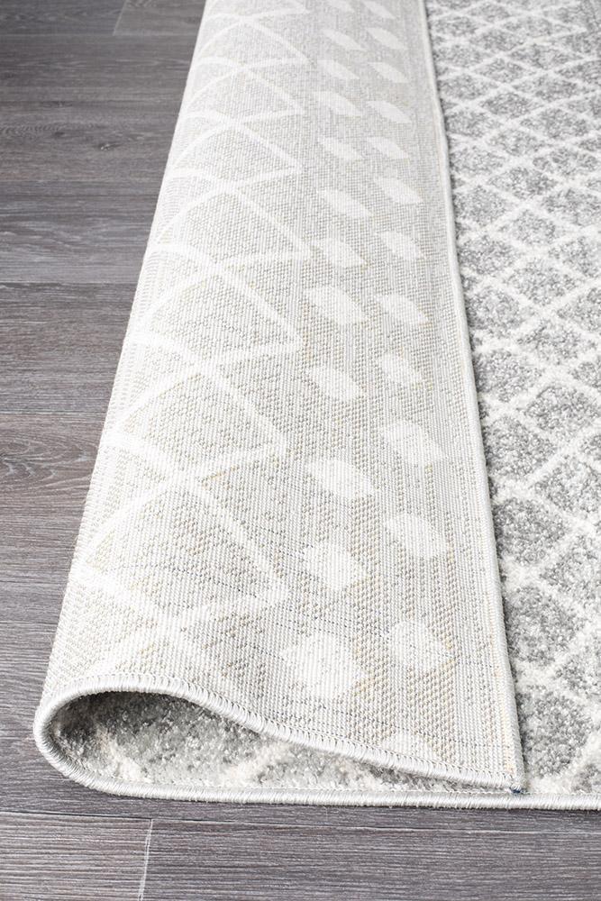 Oasis Selma Silver Tribal Runner Rug