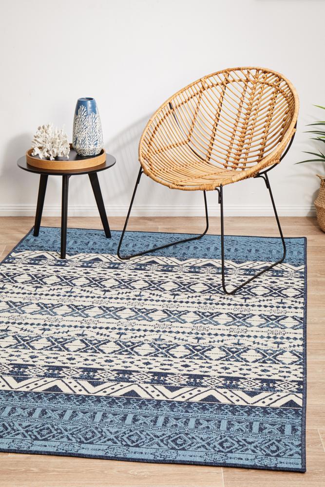 Seaside Motif White Blue Rug