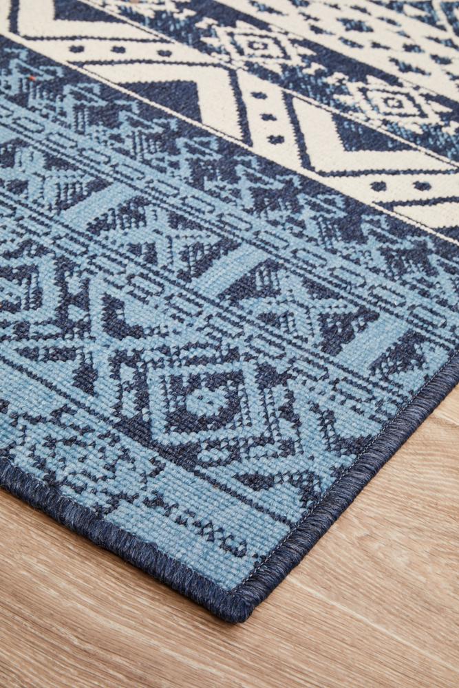 Seaside Motif White Blue Rug