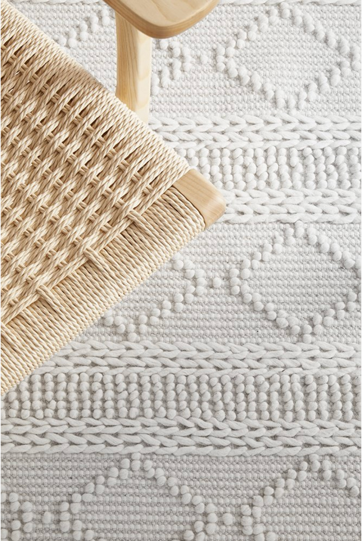 Zoe Wool Rug In White