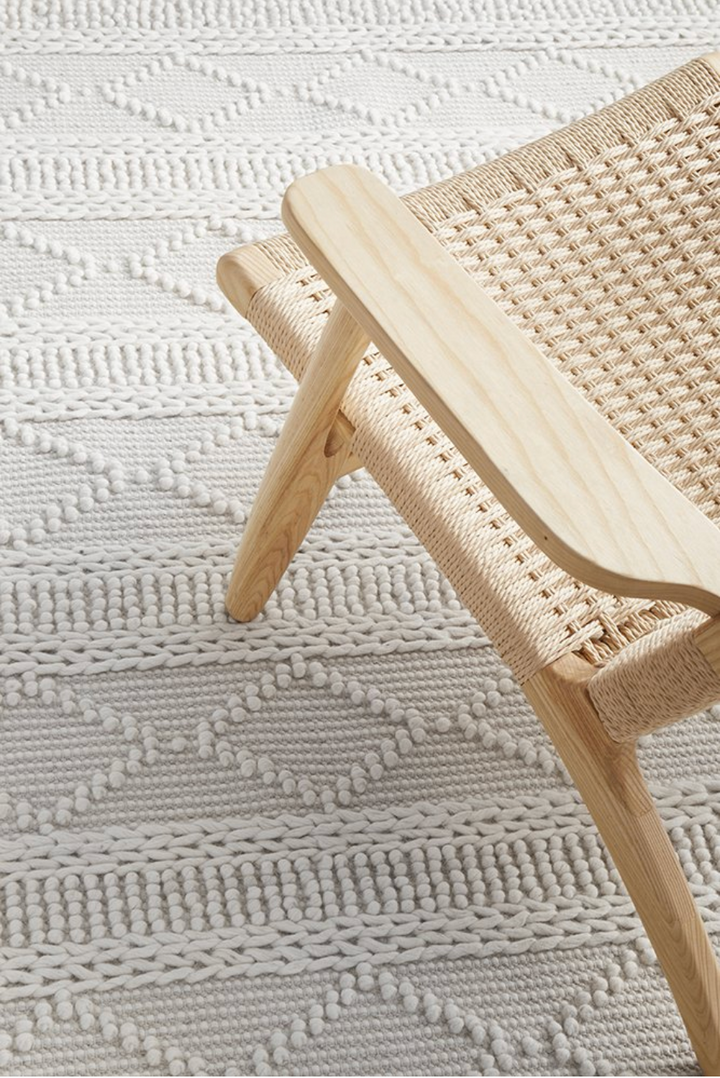 Zoe Wool Rug In White