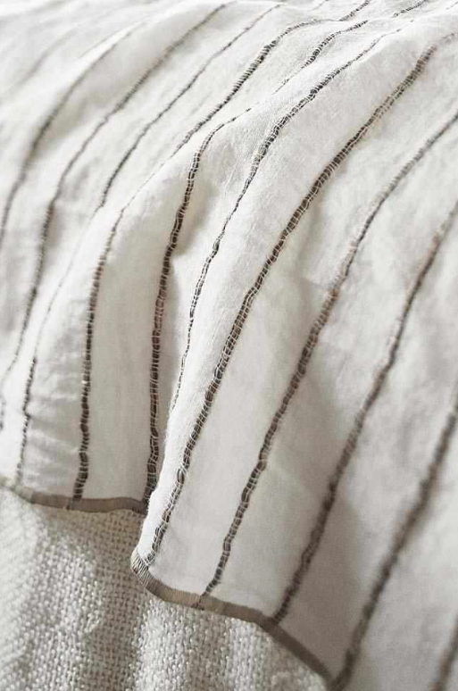 Rock Pool Luxe Oversized Linen Throw - White/natural Stripe - 200x150cm