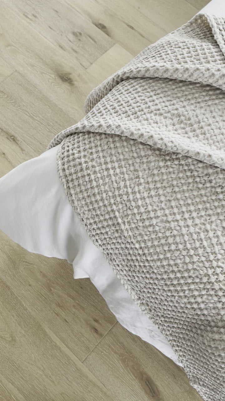 Threads Cotton Throw - Oatmeal